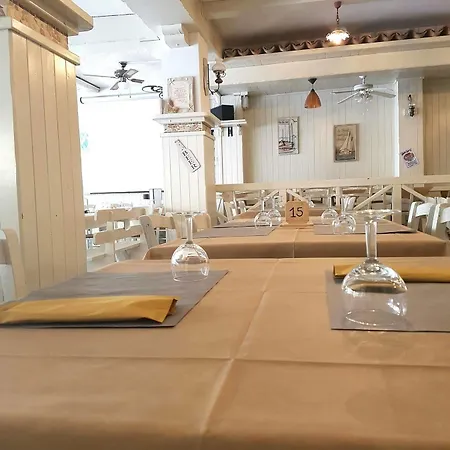 Mariolina Hotel